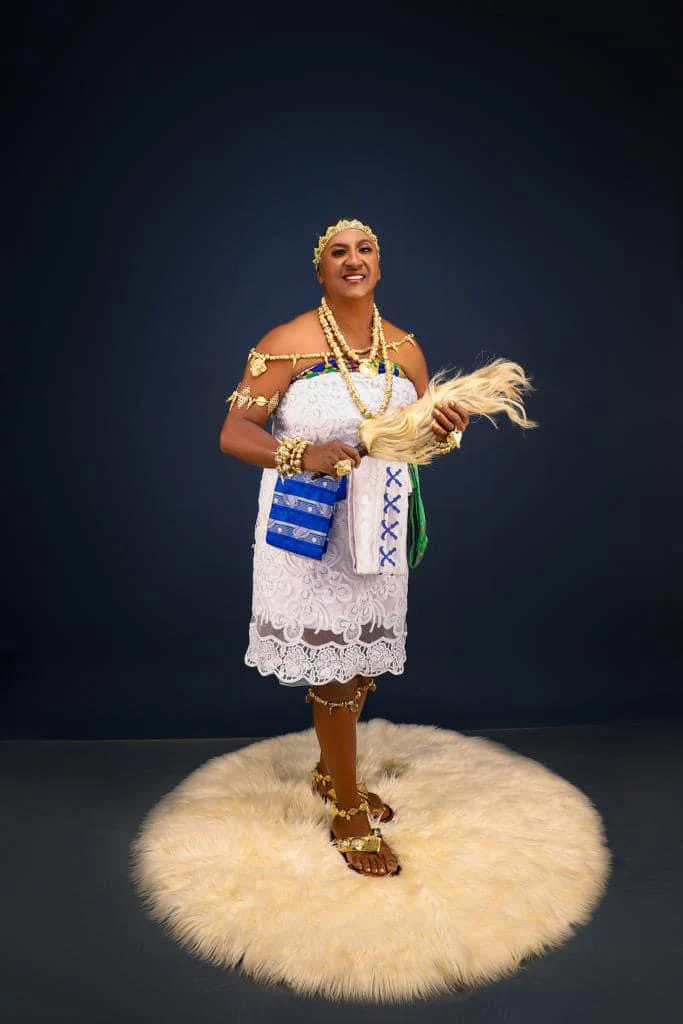 Queen Mother Photo Shoot - Image 4